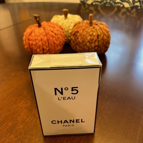 Chanel No 5